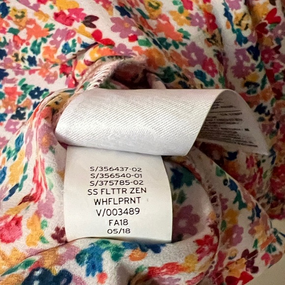 GAP Colorful Floral Print Blouse - Picture 8 of 8